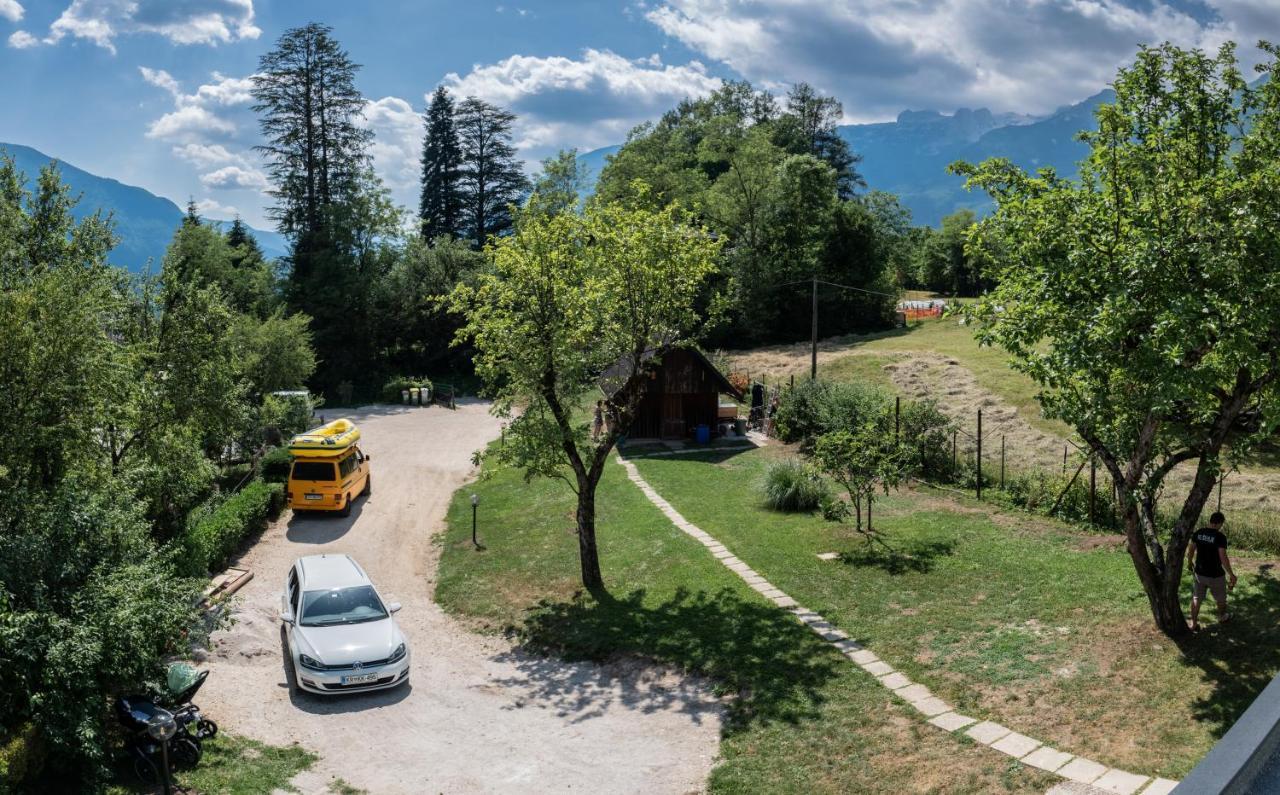House Hiperbola & Outdoor Activities Lägenhet Bovec Exteriör bild